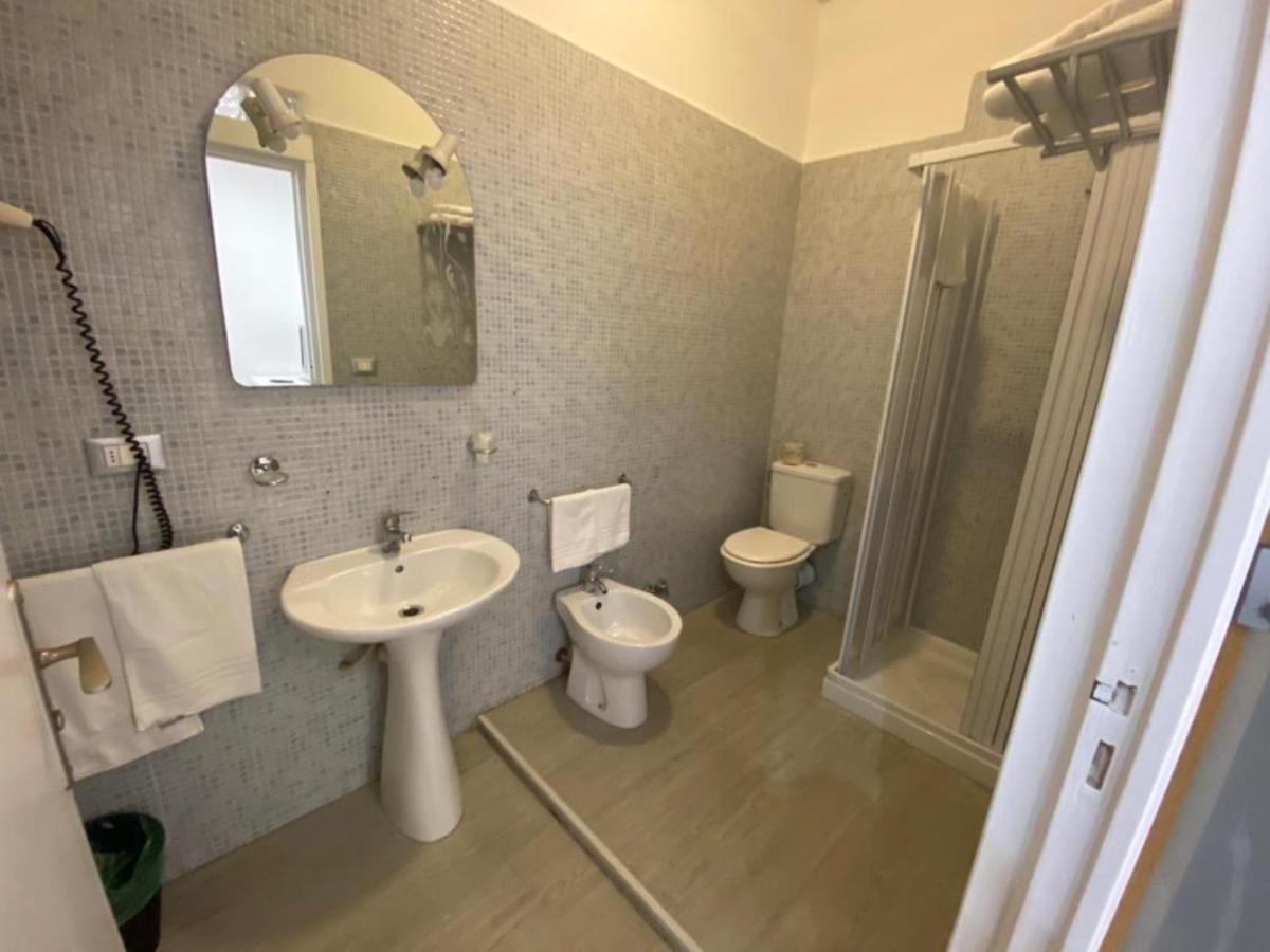 Pollon Inn Sanremo Dış mekan fotoğraf