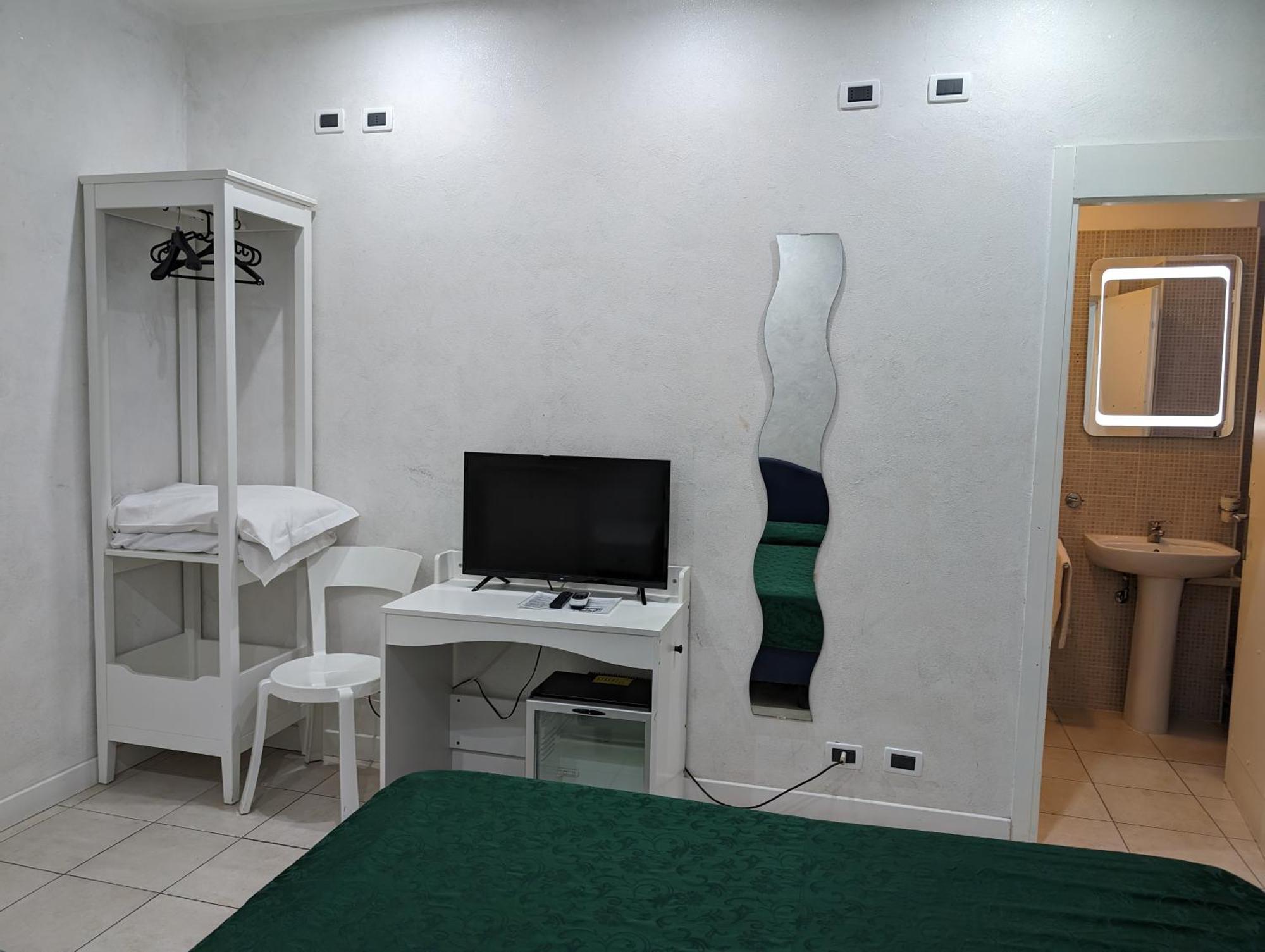 Pollon Inn Sanremo Dış mekan fotoğraf